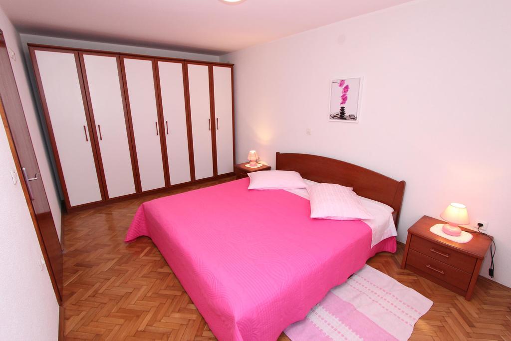 Apartments Pataj Ровин Екстериор снимка